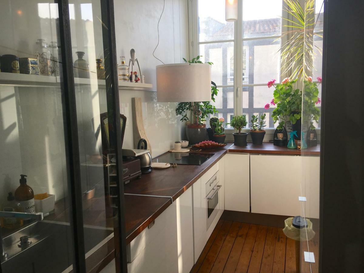 The Appart 90M2 Au Coeur De La Vieille Ville La Rochelle  Exteriör bild